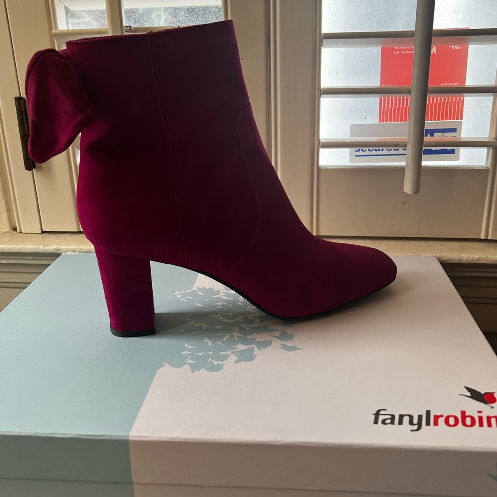 Women's Rasberry Ankle Boots
